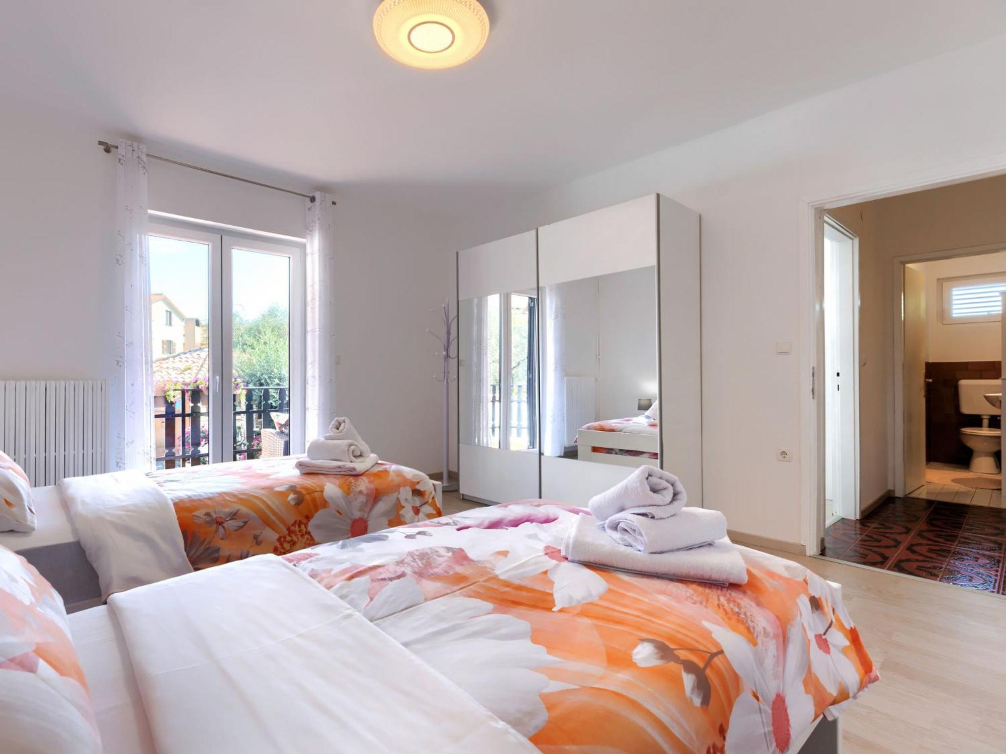 Kapica By Interhome *